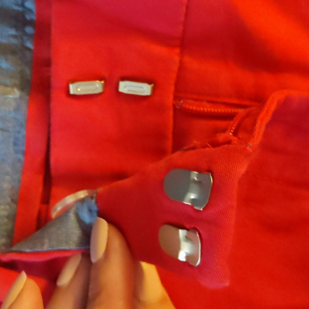 Nautica Red Shorts 5" Inseam size 8 NWT - Picture 3 of 9